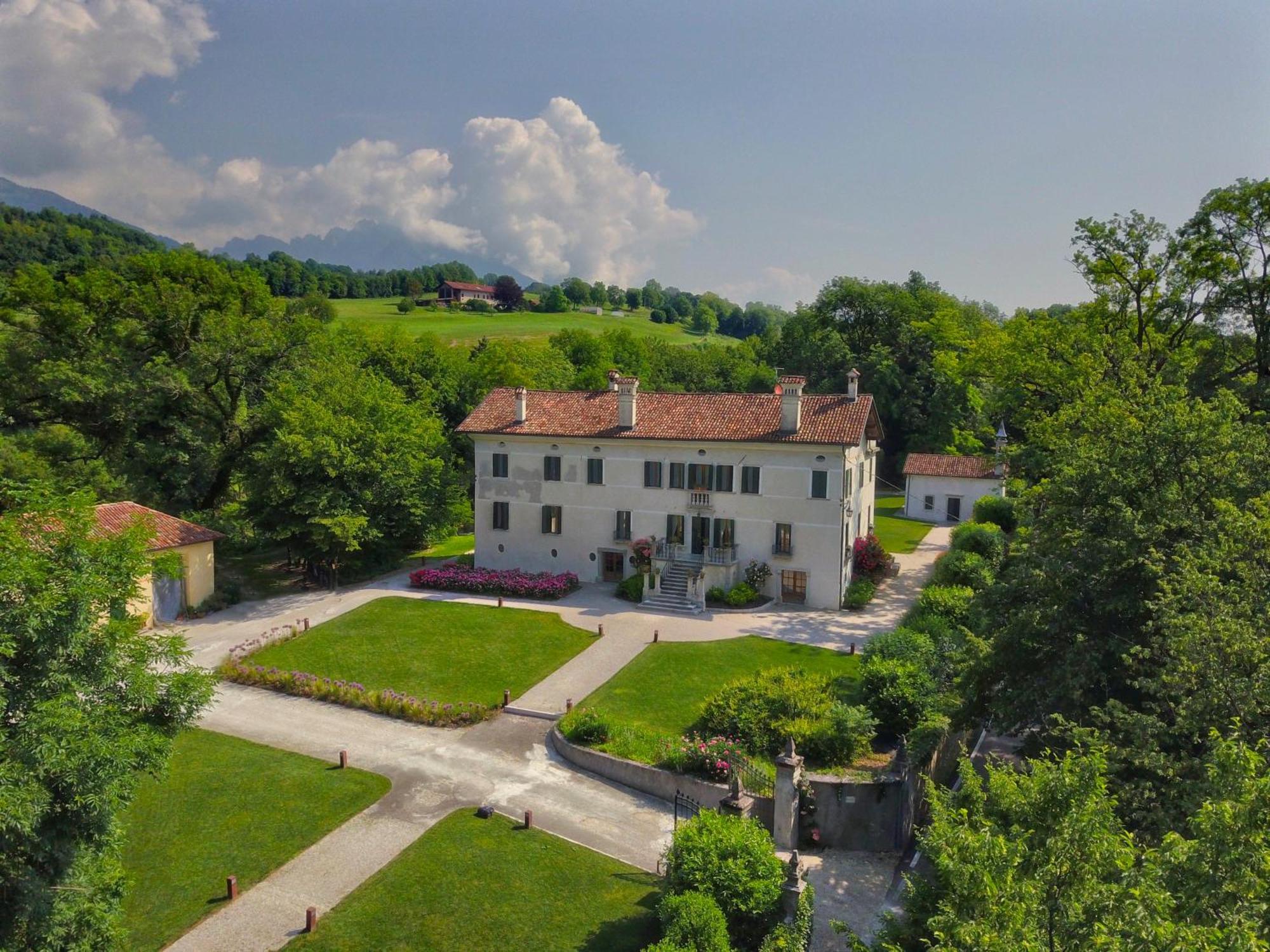 Villa San Liberale - Suites & Wellness - Villa Veneta Фелтре Екстериор снимка